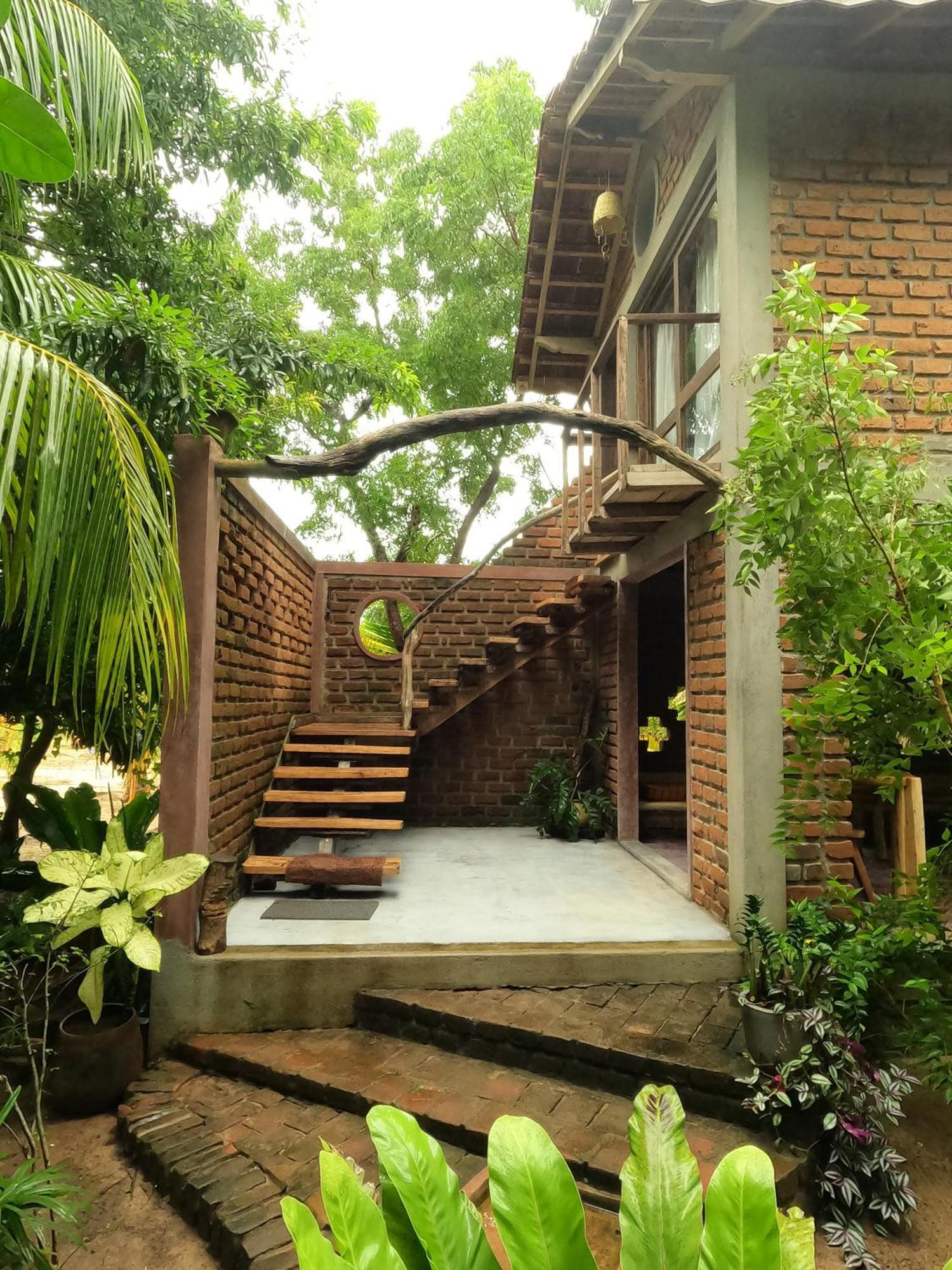 Monsoon Eco Resort - Whisky Point Arugambay Pottuvil Room photo